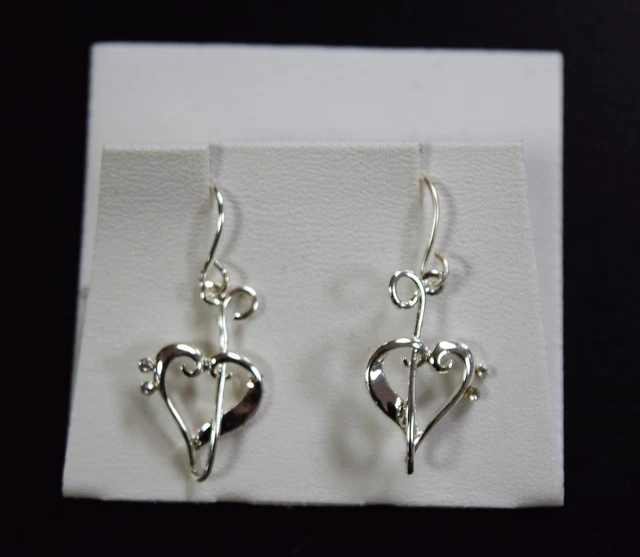 Silver Bass And Treble Clef Heart Earrings (J20)