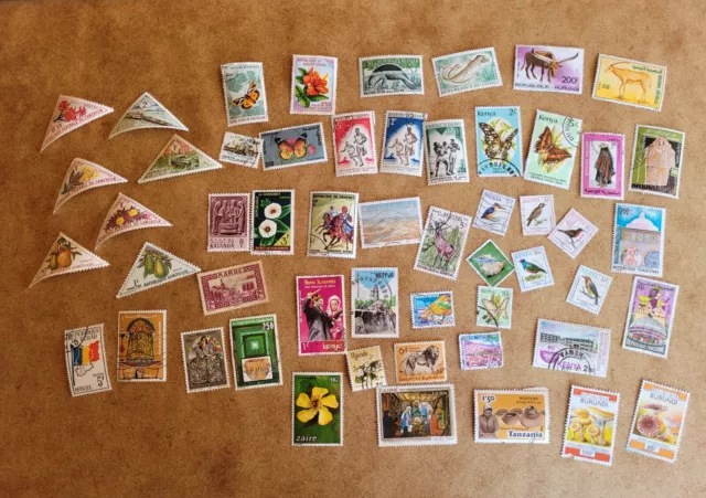 viele Briefmarken @ AFRIKA_2 @ Kamerun, Senegal, Kenia, Burundi, Congo,…