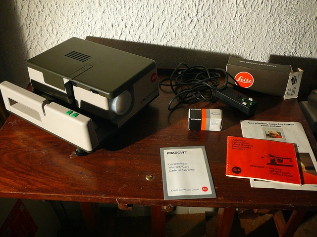 Projecteur Pradovit 253 - Pour Pieces