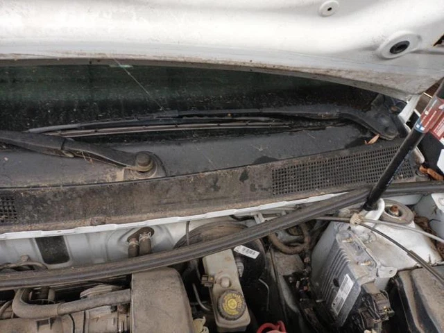 Bras essuie glace avant gauche DACIA SANDERO 2 288818609R