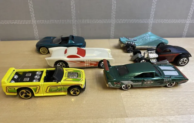 Hot Wheels Loose Lot 6 Diecast Cars Vintage 1990s Early 2000s Mixed Lot Preowned