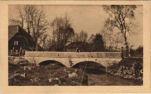 CPA MORTEAU Le Pont (1114770)