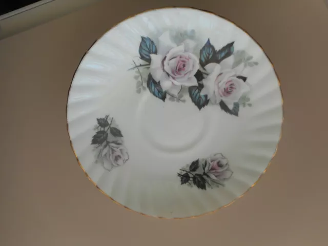 Vintage Elizabethan Fine Bone China, England Saucer/Trinket Dish