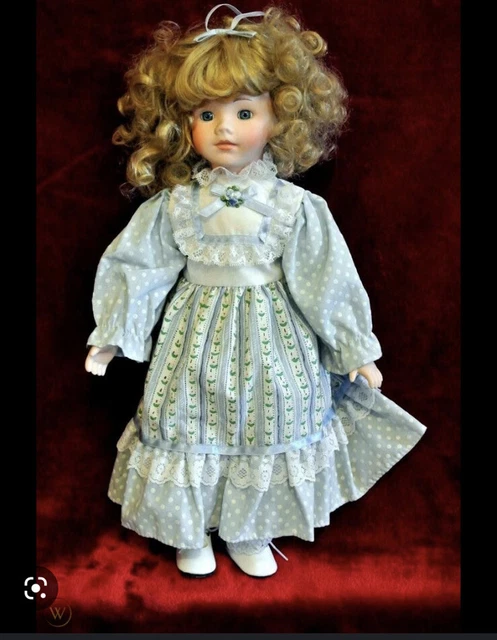 Porcelain Doll Vintage Collectable New In Box Rachael The Classique 40cm Large