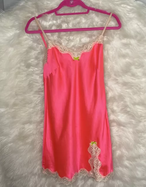 Vtg Victorias Secret Second Skin Stretch Satin Nightie Pink WetLook Barbie S