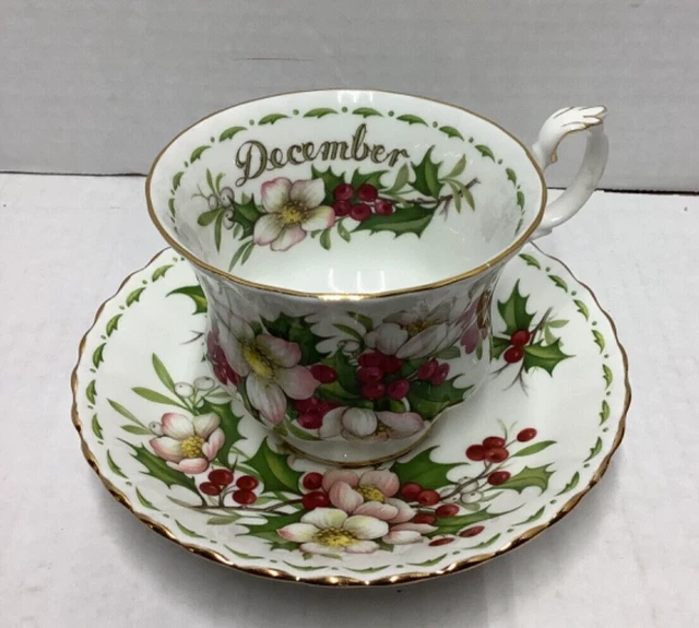 ROYAL ALBERT FLOWER of the Month Series December Christmas Rose Cup