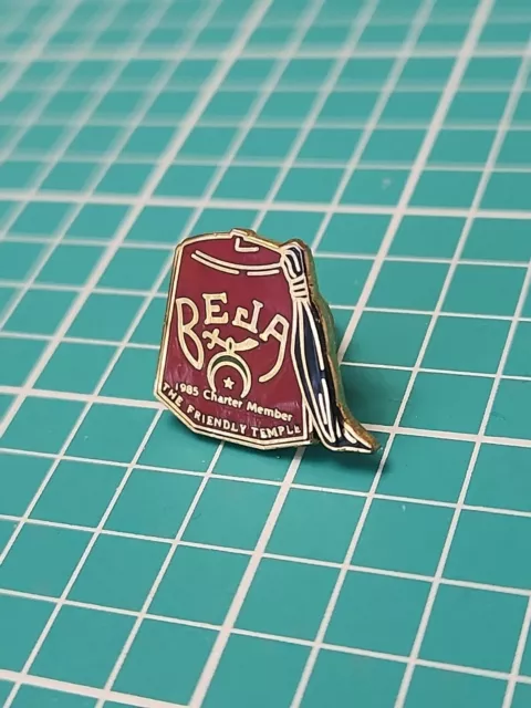 Vtg  Shriner Fez Beja Temple Masonic Wisconsin Gold Tone Lapel Pin Hat Pin