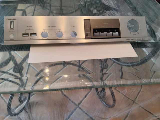 Toshiba - SB-820 - Amplificateur intégré à semi-conducteurs