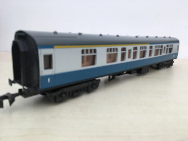 O gauge Lima BR blue/grey Mk1 composite coach. 2 or 3 rail (1 of 11) boxed.