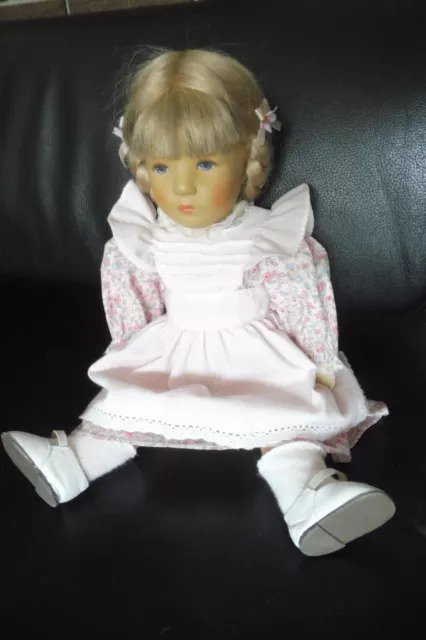 sehr schöne Puppe , Mädchen im schönen Kleid , original Käthe Kruse Puppe