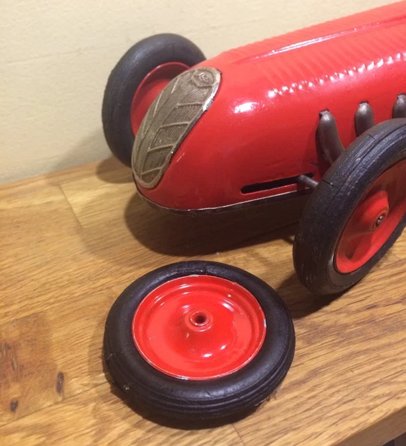 4 Roues Avec Pneus Pour Voiture JEP Formule 1 7270 – 1963-1968 – Tôle Et Caoutchouc