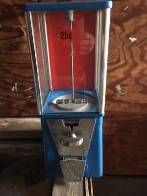 Used OAK Astro Vista Candy Gumball machine 25 cent vend Incl Lock & key USA made
