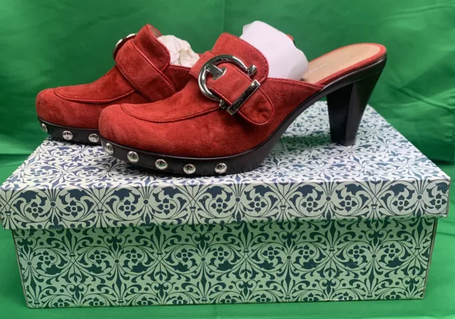 ✨~ A. Marinelli Iconic Red Suede Heels ~ Size 6.5 M ✨