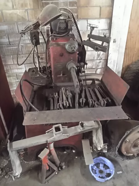 Sunnen Hone Machine