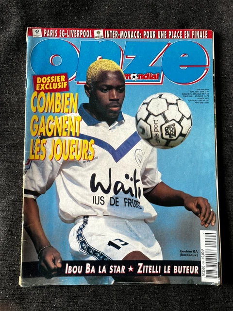 MAGAZINE FOOTBALL ONZE MONDIAL N° 145 EN BON ETAT AVEC FICHES ET