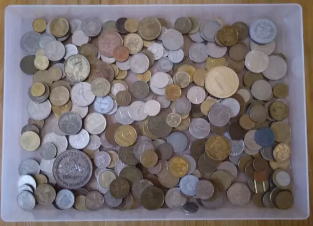 1.25 Kilo Mixed World Coins and Tokens - Job Lot - Bulk - 1.25kg