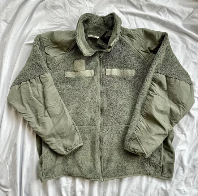 USGI Military Large-Regular ECWCS Gen III Polartec Fleece Jacket Foliage Green