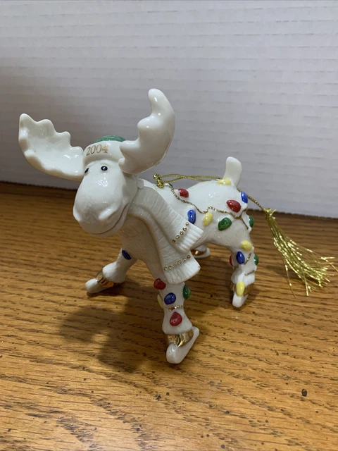 Lenox 2004 moose Ornament Merry Moose skating Excellent Condition No Box