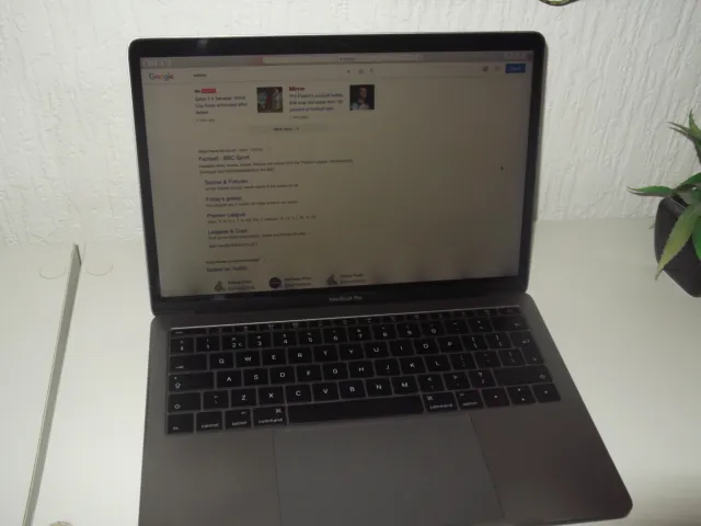 Apple MacBook Pro 2016 13.3 256GB Laptop***PLEASE READ***