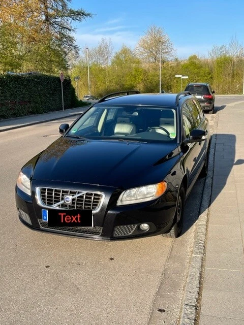 Volvo V70 2.4D Momentum, NAVI, Leder