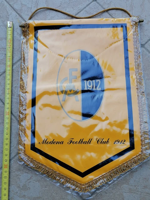 Fanion Modena FC - Italie, Football, Pour Supporter Ou Collection