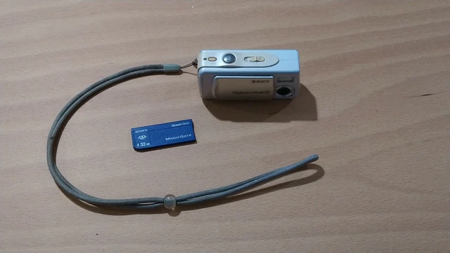 Sony Cyber-shot DSC-U10 Pour Pièces