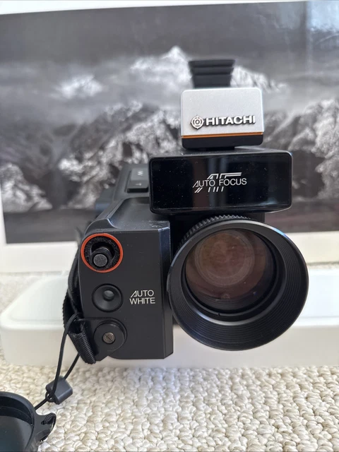 VINTAGE HITACHI VK-C800 1980s Color Camera Video Camcorder