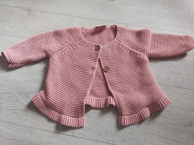 Pacchetto vestiti per bambine 0-3 mesi principalmente SUCCESSIVO, uno nuovo con etichette 5