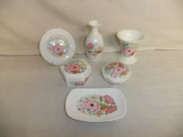 c4 Porcelain Wedgwood - Meadow-Sweet - floral vases, trinket boxes, trays - 5E3C