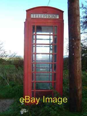 Photo 6x4 Telephone box Mold/Yr Wyddgrug Old red telephone box near the  c2006