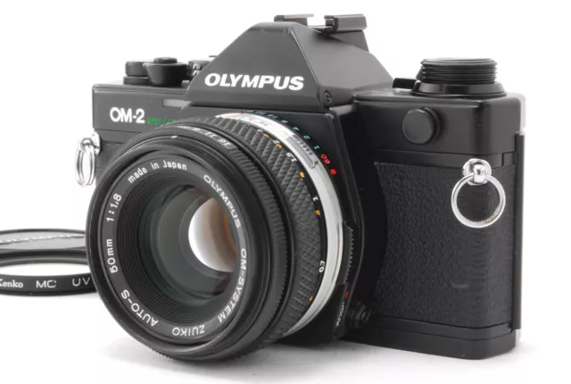 【N NEUWERTIG+++】 Olympus OM-2 SP Spot Programm Spiegelreflexkamera 35 mm f/1,8 Objektiv