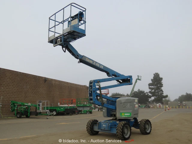 2014 Genie Z-45 25 45' 4WD Articulating Boom Man Lift Aerial Platform