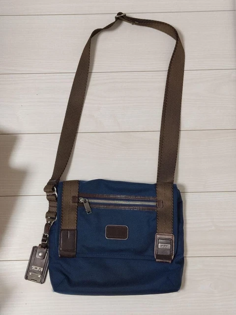 Tumi   22371Bth Alpha Bravo Beale Mini Messenger Beer Shoulder Bag Used Japan 2