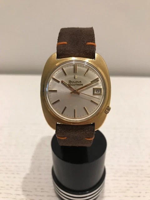 RELOJ BULOVA ACCUTRON 18 Kt Gold Wrist Watch Swiss Vintage