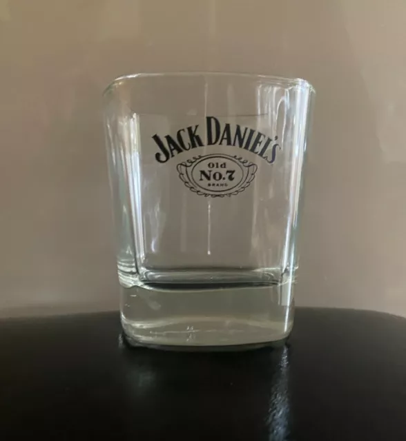 JACK DANIELS ROCKS GLASS- PUB BAR WHISKEY GLASS OLD No7. BRAND