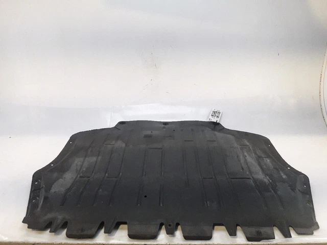 Protection / Cache /Carenage sous moteur AUDI A3 2 PH.1 44305441