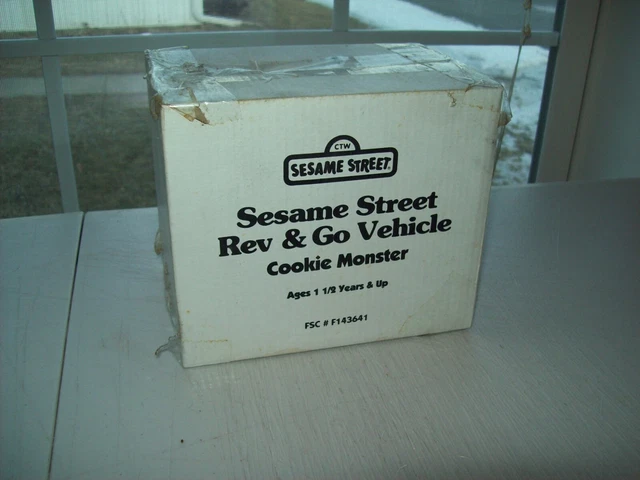 1998 Sesame Street Cookie Monster Rev & Go Vehicle new in the box Tyco Toys