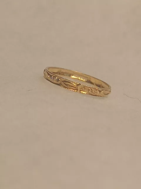 Tiny Sweet Antique Victorian 10K  Yellow Gold Baby Ring .0.3g under a size 1