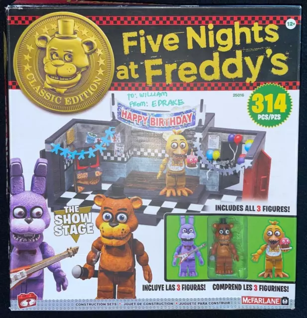 2019 McFarlane Toys #25017 EAST HALL w Chica Five Nights at Freddy's 149 pc  FNAF