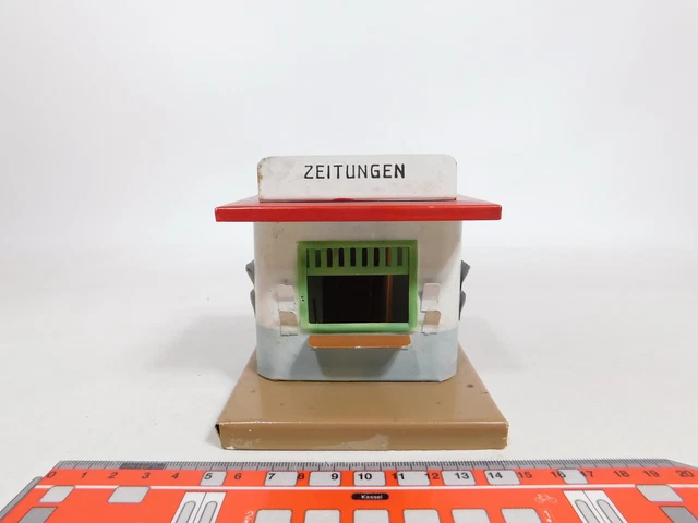Gare Miniature Ancienne KIBRI – Échelle O – Tôle – Fabriqué Aux USA – Années 50 (25cm X Ht 14cm)