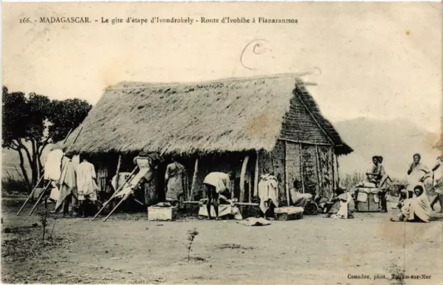 CPA AK Le gite d'étape d'Ivondrokely MADAGASCAR (626022)