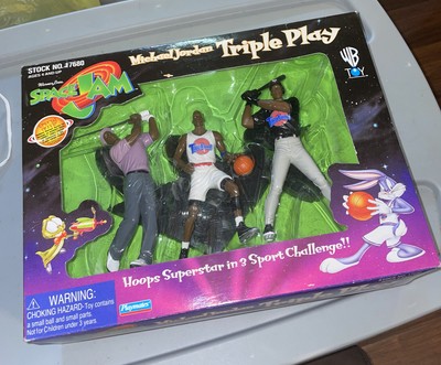 1996 warner bros looney tunes space jam michael jordan triple play figure set