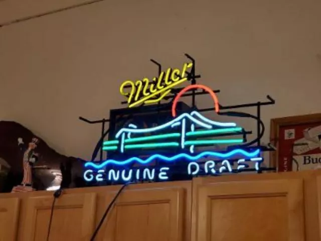 Vintage/Collectible Miller Neon Beer Sign - With Bridge