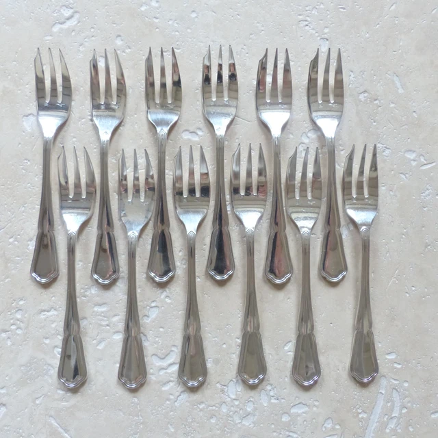 12 FOURCHETTES A Gateaux Huitres En Metal Argente EUR 18,00 - FR