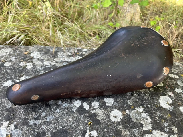 Selle vintage peugeot cpx 310 à Poix Du Nord | Clasf sports
