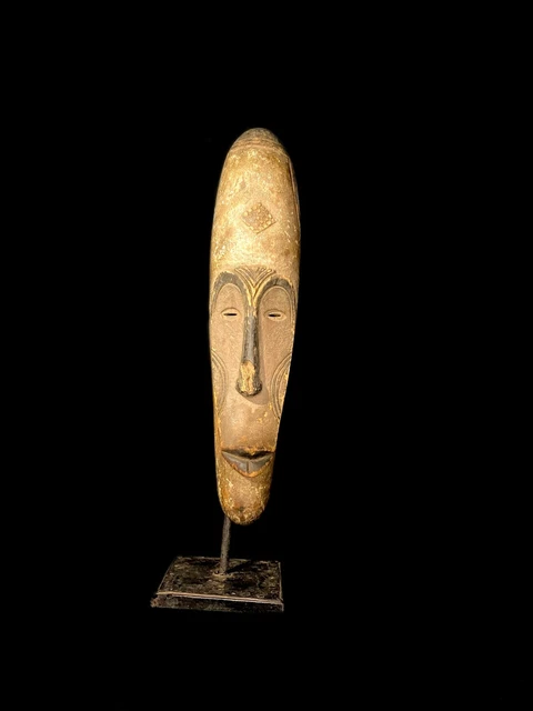 African Tribal Face Mask Wood Hand Carved Vintage Wall Hanging Lukwakongo  380
