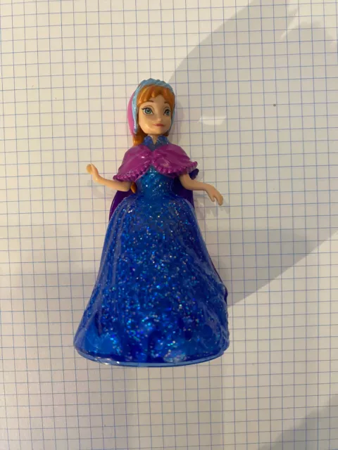 Princesse Anna Et Sa Robe Magic Clip  Princesse Disney Frozen La Reine Des Neige