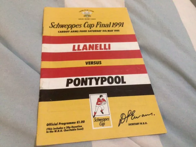 1991 Schweppes Cup Final Programme - Llanelli v Pontypool