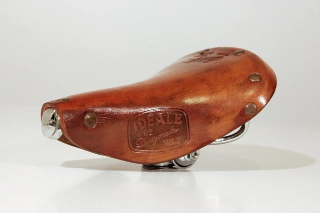 ancienne selle de velo en cuir LE PEARL | UK