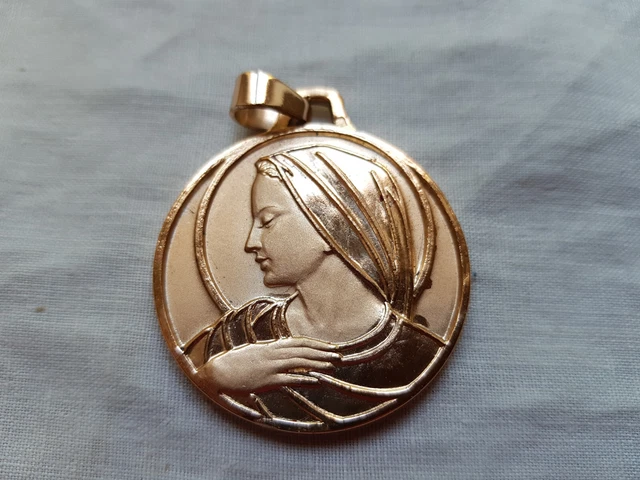Médaille religieuse ancienne plaqué or - Montres & Bijoux
